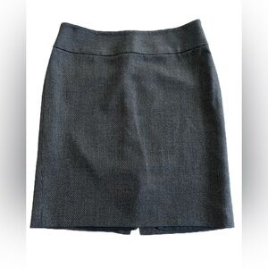 ANN TAYLOR Fine Italian Fabric 100% Virgin Wool Dark Gray Tweed Pencil Skirt 8